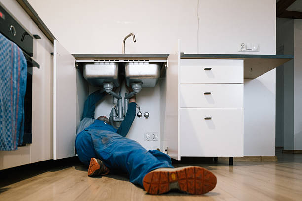 Professional Leak Detection technician working in Northvale, NJ